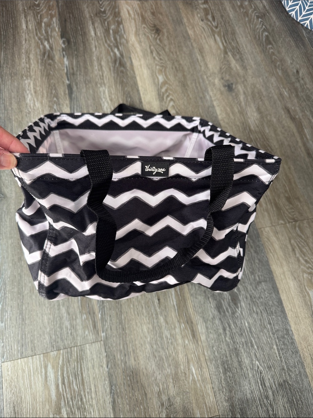 thirty-one Black & White Chevron Tote